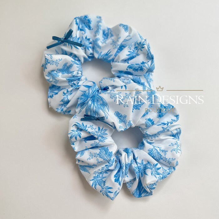 Coconut Leaf Scrunchie Hair Tie