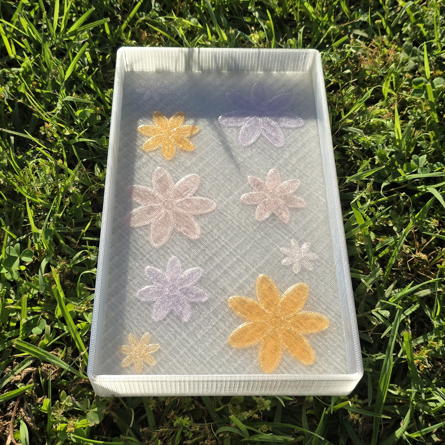 Bloom Frost Vanity Tray – Translucent Floral Organizer
