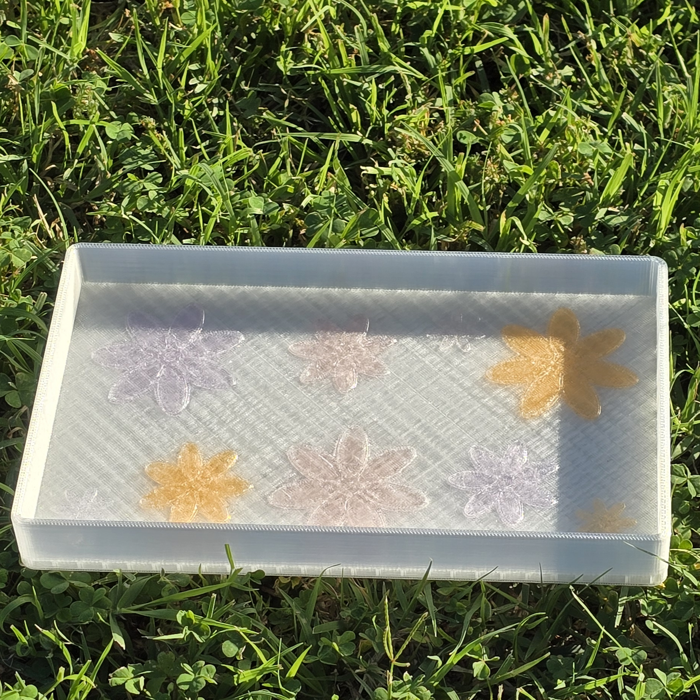 Bloom Frost Vanity Tray – Translucent Floral Organizer