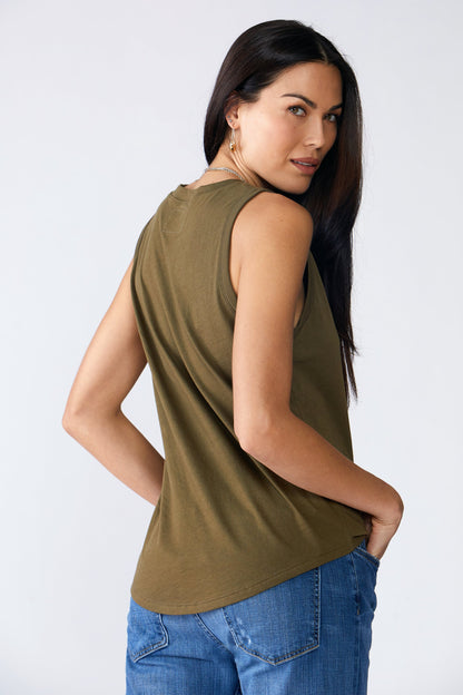 Nina Muscle Tee