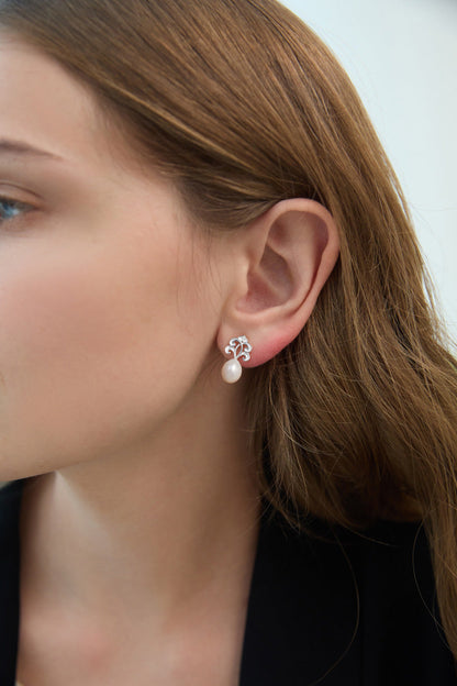 French Spring Pearl Stud Earrings