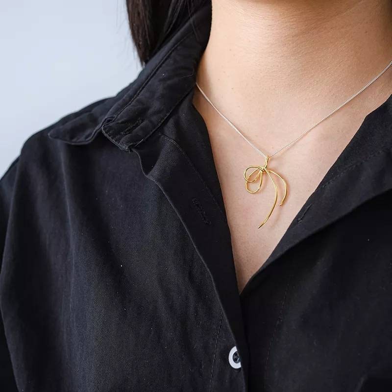 Gold Knot Necklace