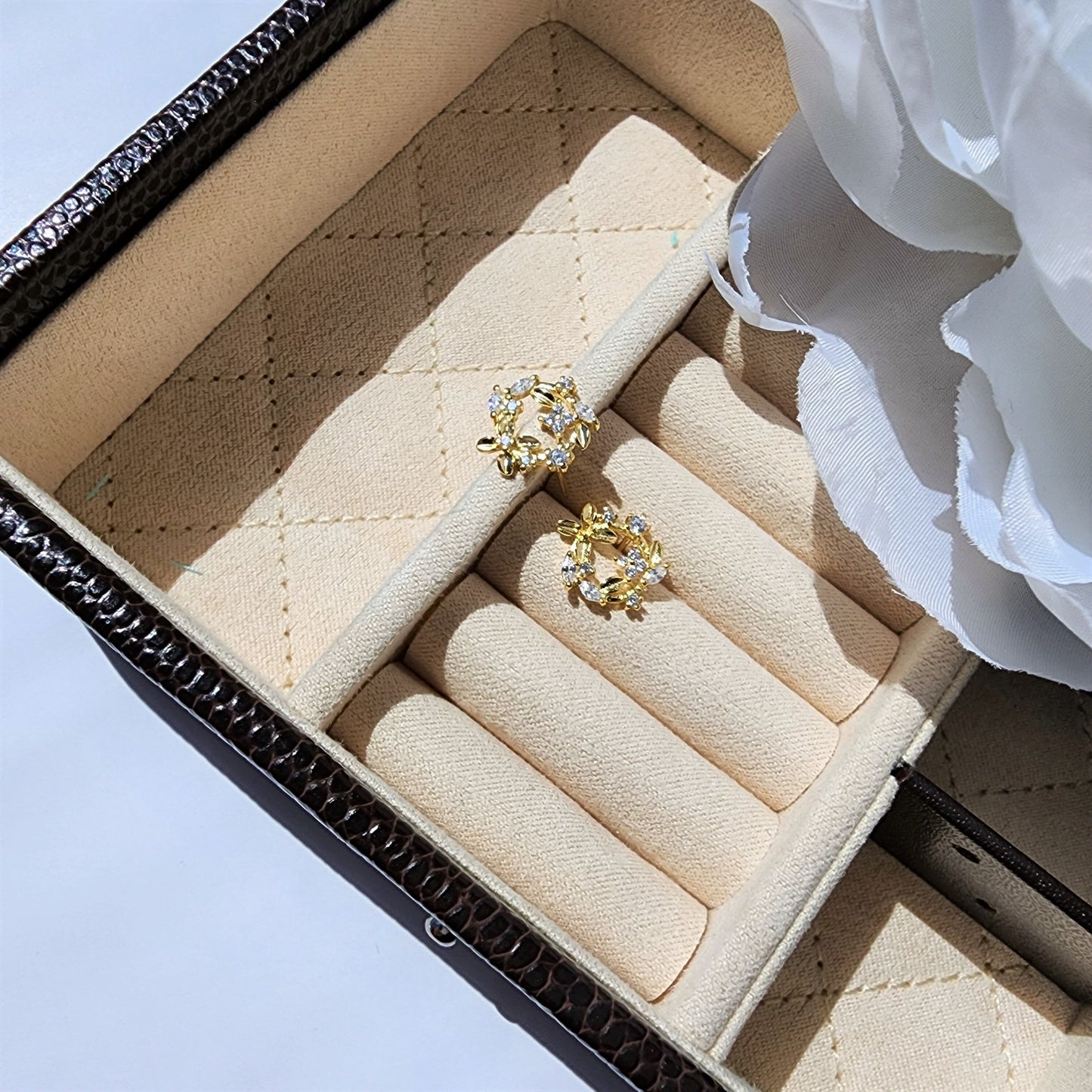 Gold Vermeil Clover Flower Earrings