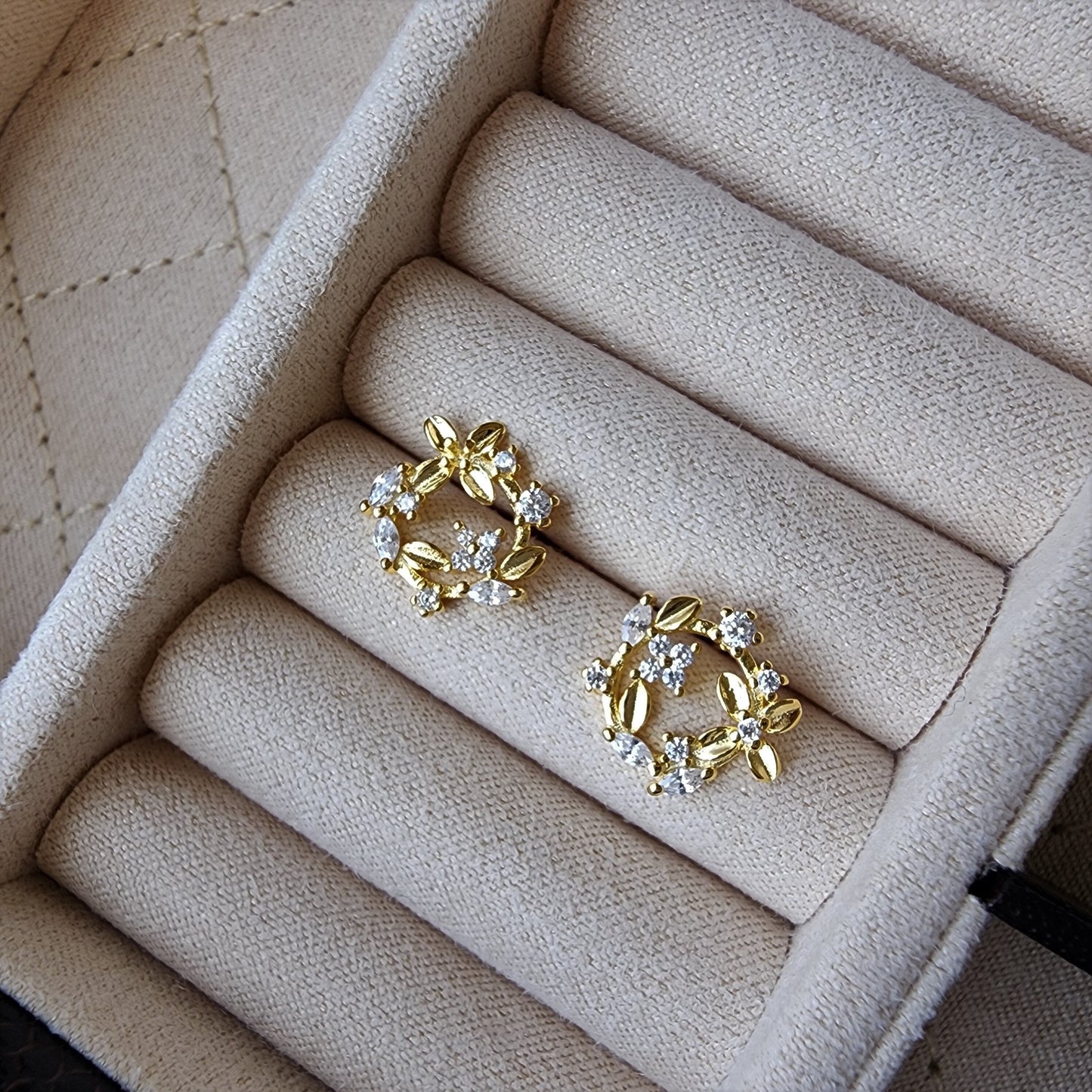 Gold Vermeil Clover Flower Earrings