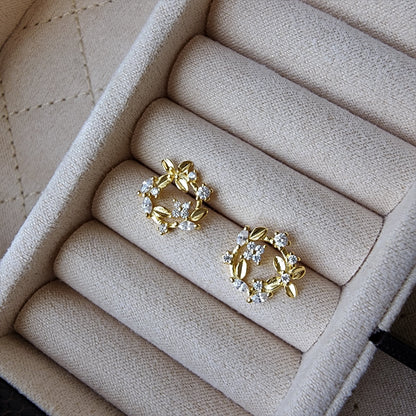 Gold Vermeil Clover Flower Earrings