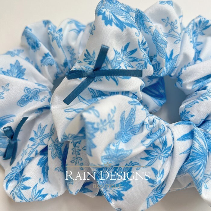 Coconut Leaf Scrunchie Hair Tie