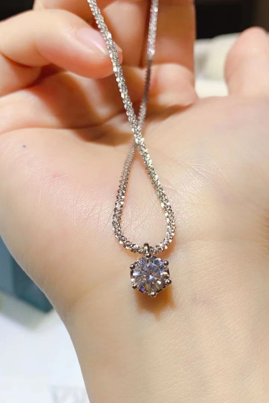 1 Carat Moissanite Necklace, 925 Sterling Silver Necklace, Moissanite Pendant, Solitaire Necklace, Gemstone Necklace, Ethical Jewelry, Luxurious Silver Necklace, Elegant Moissanite Jewelry, Timeless Necklace Design, Affordable Luxury