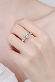 1 Carat Moissanite, Heart-Shaped Moissanite Ring, Moissanite Jewelry, Engagement Ring, Heart Cut Gemstone, Moissanite Engagement, 1 Carat Heart Moissanite, Heart-Shaped Engagement Ring, Lab-Created Moissanite, Moissanite Wedding Jewelry